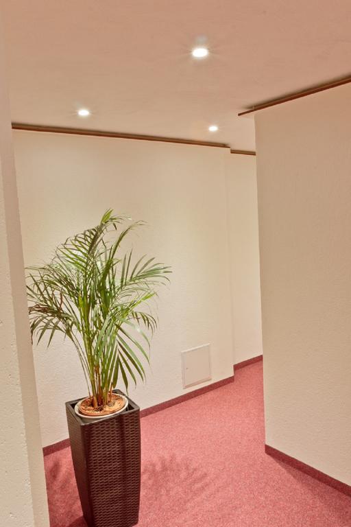 Hotel Ganita Weil Am Rhein Exteriör bild